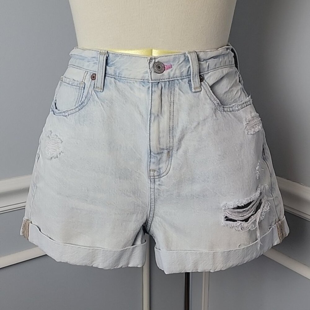 AMERICAN EAGLE Light Wash Mom Distressed Rainbow Embroidered Cuffed‎ Boho Shorts